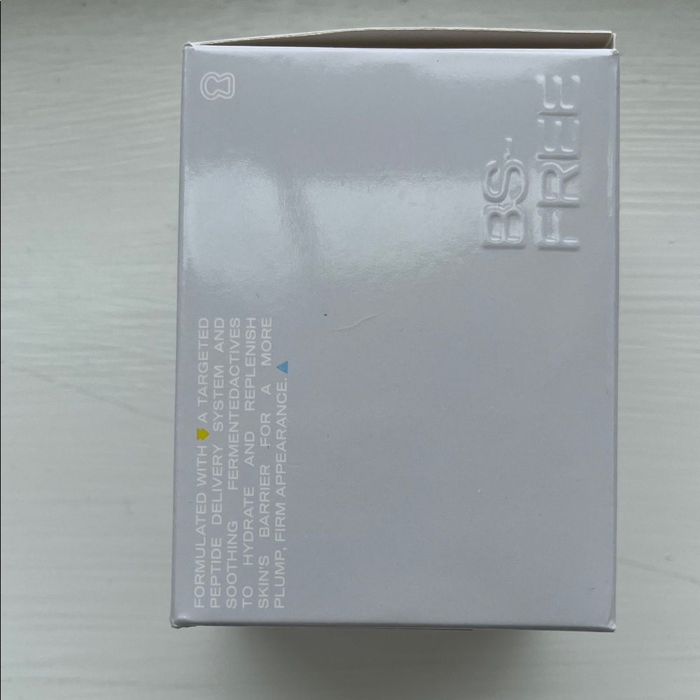 Sake Bomb Moisturizer - White - Picture 4 of 4